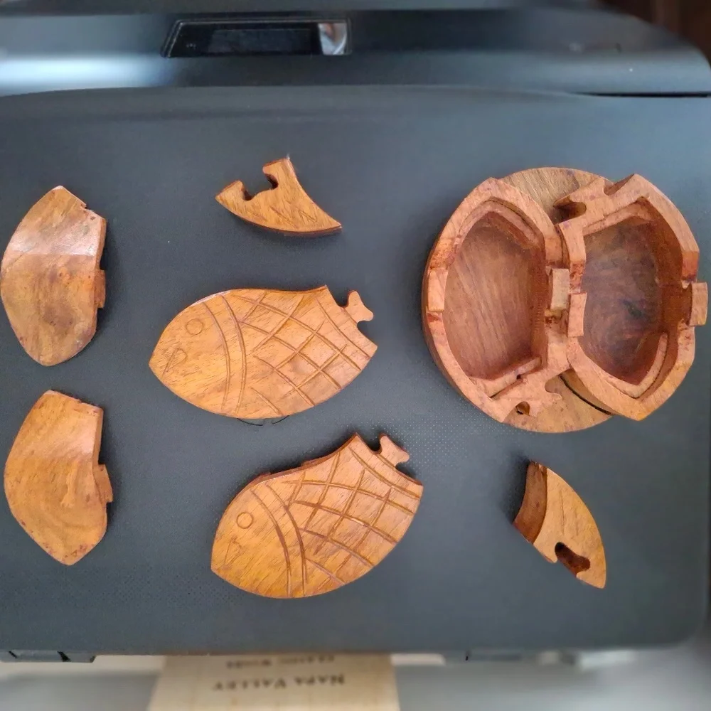 Fish-Shaped Puzzle Box with Hidden Compartments - Picture 3 of 8